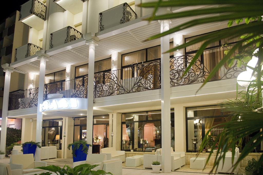 Hotel Baby B&B Milano Marittima Exterior photo