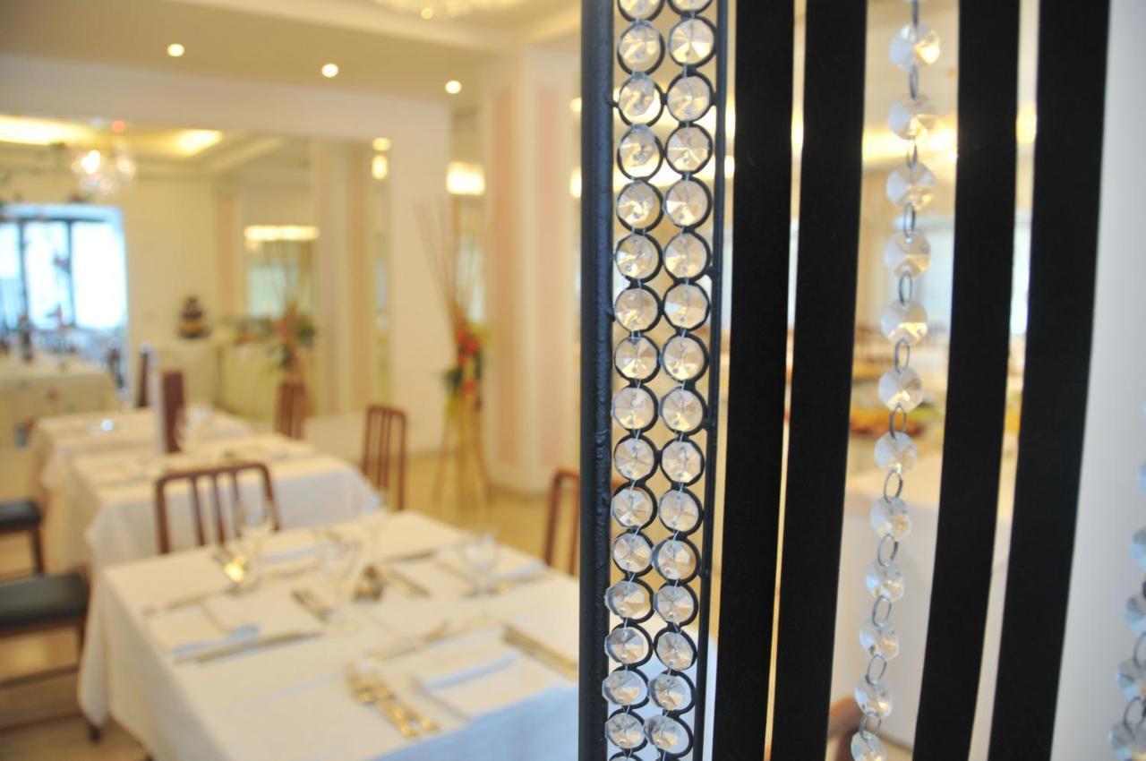 Hotel Baby B&B Milano Marittima Exterior photo