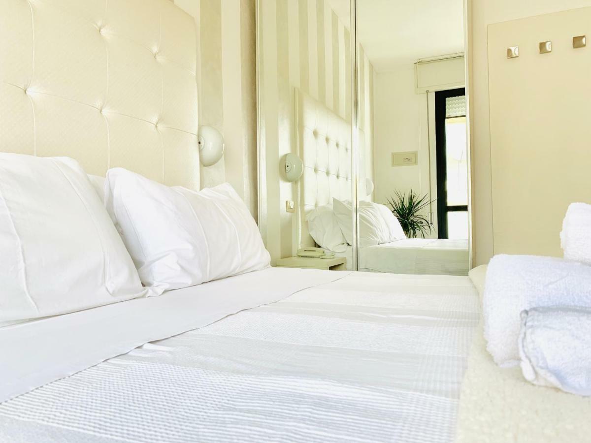 Hotel Baby B&B Milano Marittima Exterior photo