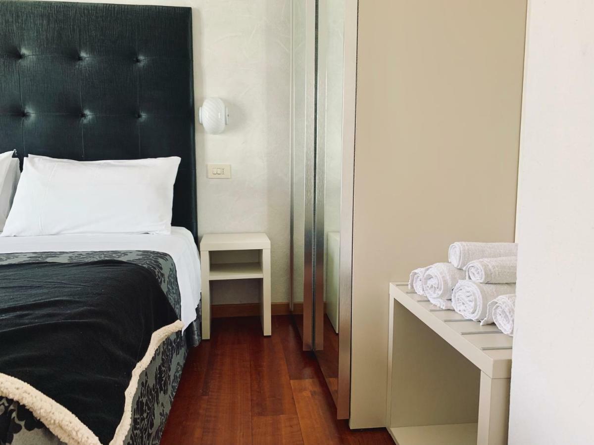 Hotel Baby B&B Milano Marittima Exterior photo
